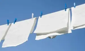Ile schnie pranie na dworze? Sprawdź, jak to przyspieszyć!